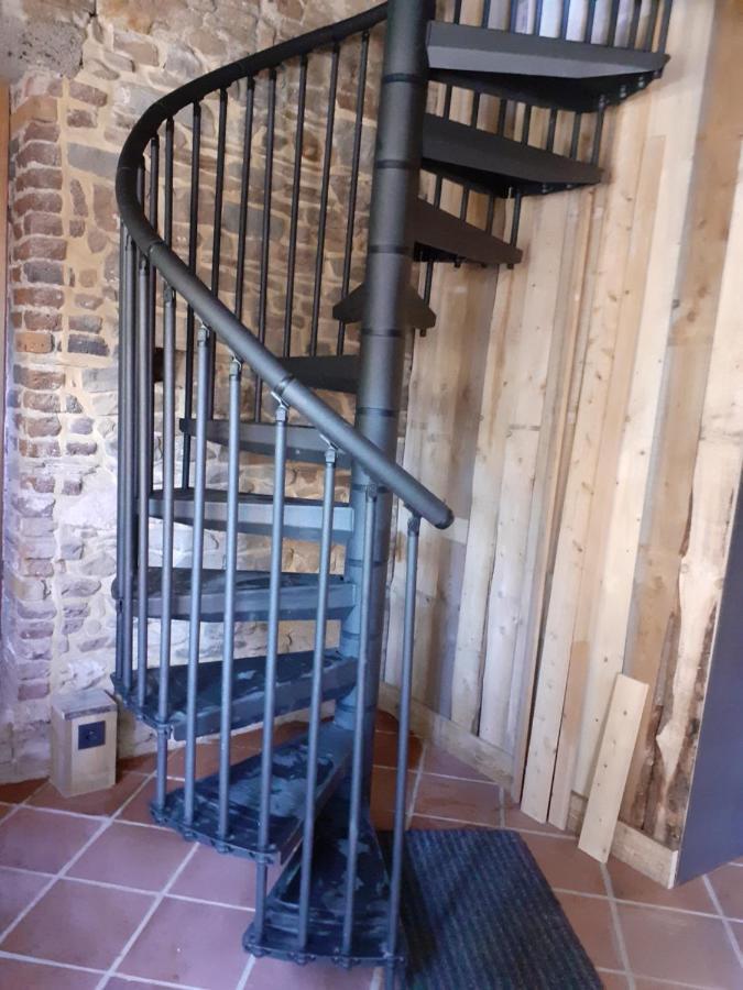 Le Repos Du Nomade B&B 7 Personnes Manhay Exterior photo
