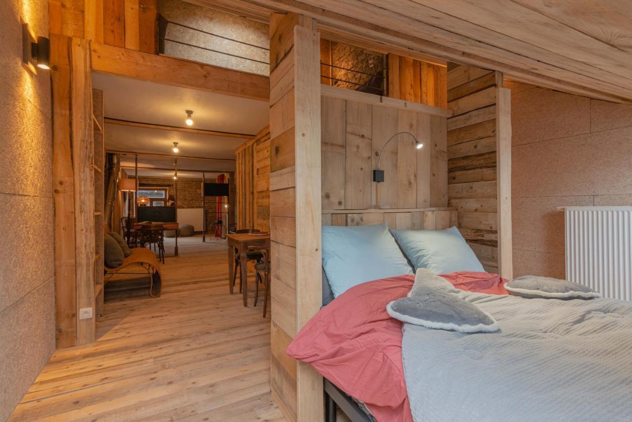 Le Repos Du Nomade B&B 7 Personnes Manhay Exterior photo